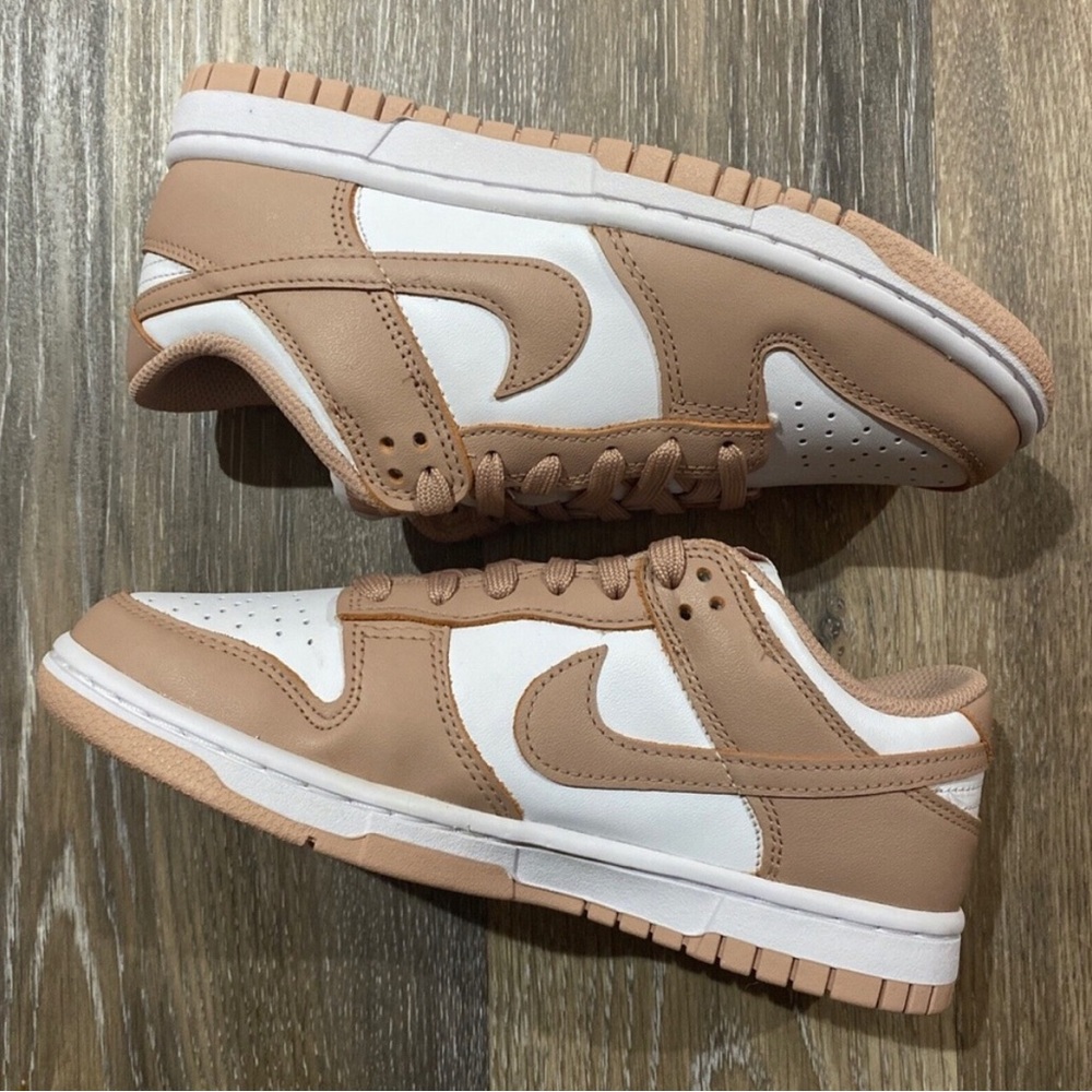 Nike Dunk Low in Rose Whisper
